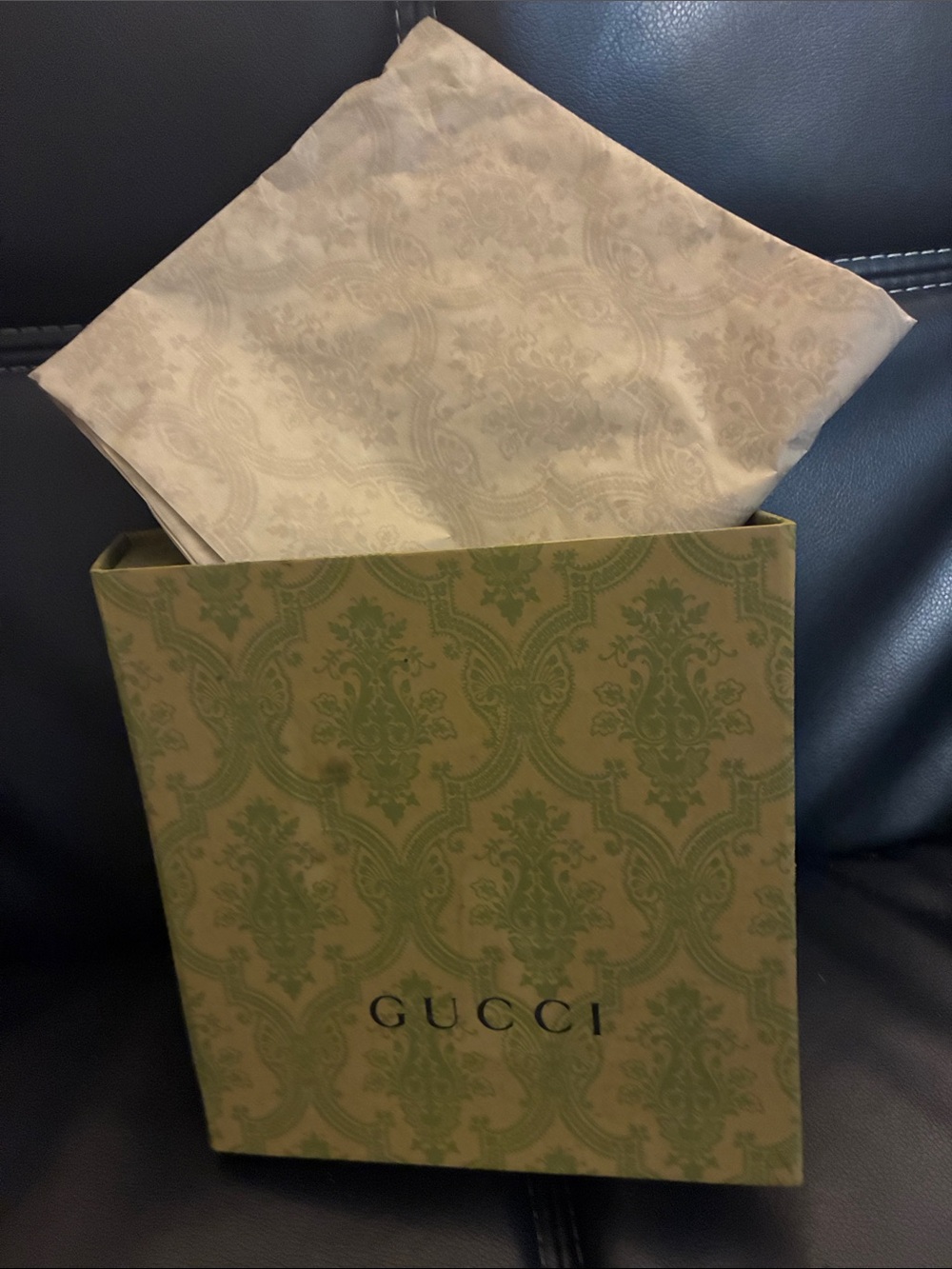 Gucci Green Patterned Decorative Box with Cream Tissue